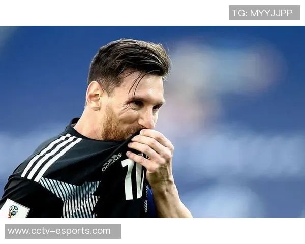 姆巴佩向中国球迷送中秋祝福期待分享月饼和团圆饭的温馨时刻