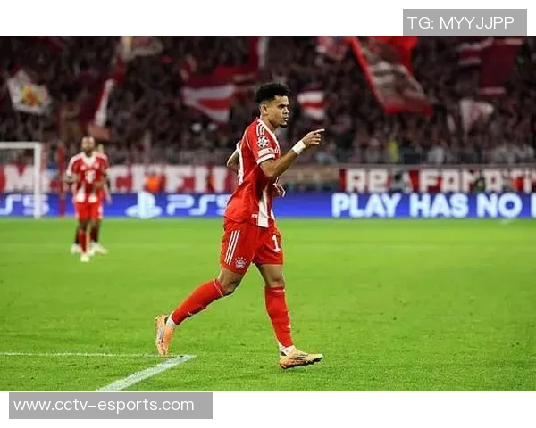 迪亚斯表现亮眼本场贡献1球2次成功过人评分高达74