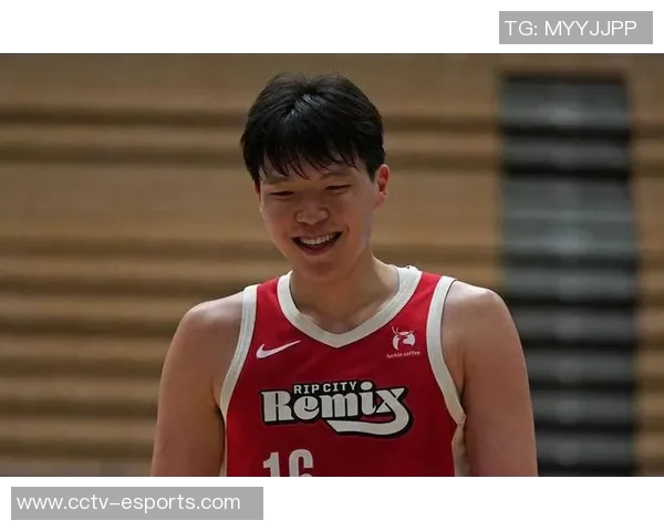 杨瀚森本赛季最佳表现助力球队赢分展现出色竞技状态 杨瀚森本赛季最佳表现助力球队赢分展现出色竞技状态