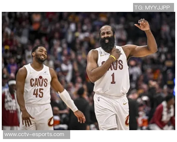 哈登与小卡同场各砍30分称赞彼此为联盟历史顶尖天才球员 哈登与小卡同场各砍30分称赞彼此为联盟历史顶尖天才球员